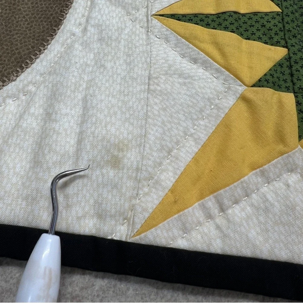 Handmade Wisconsin Table Runner‎ Quilt Football Badgers Green Bay Packers Decor